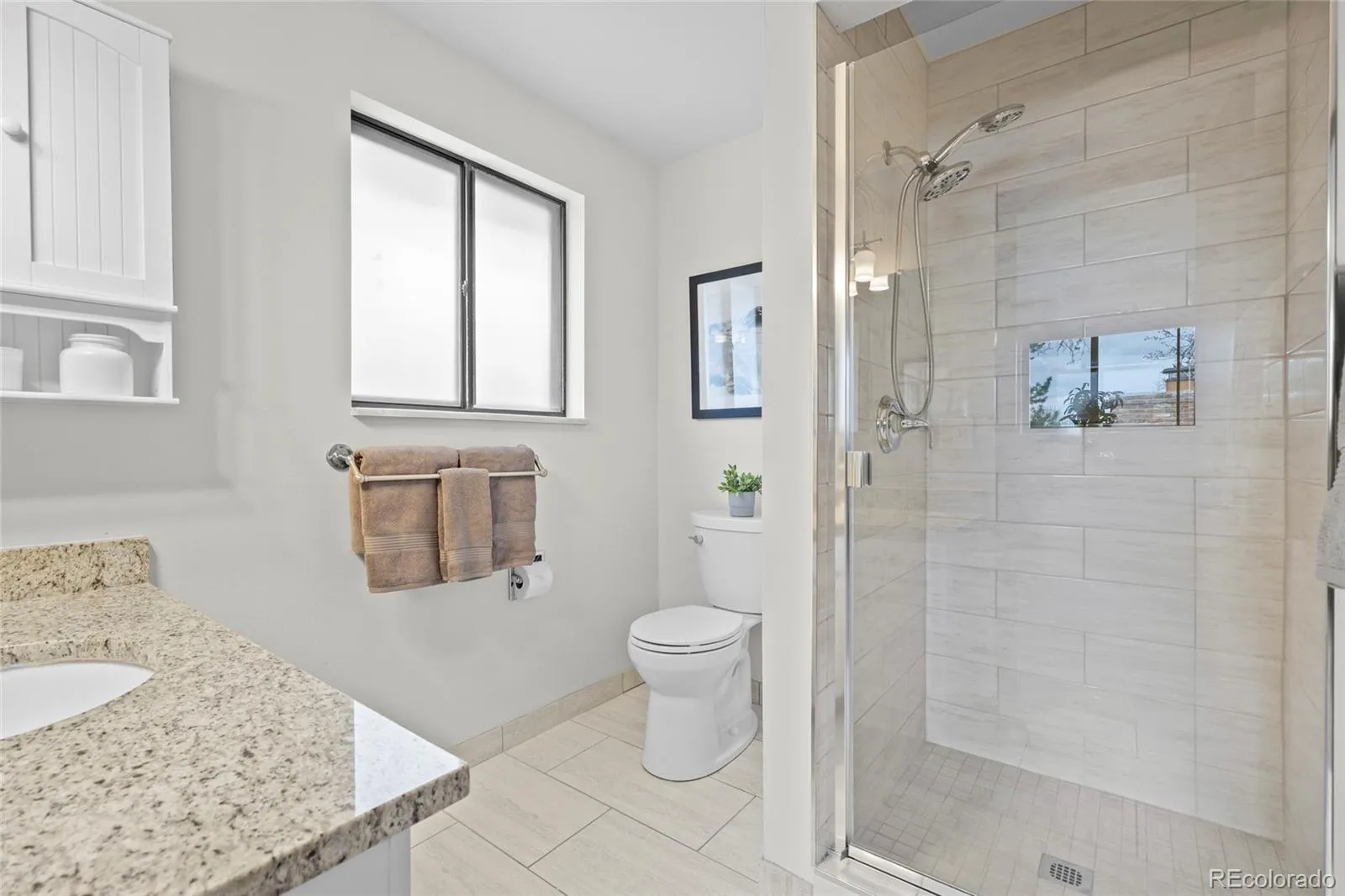 7386 S Ogden Way Centennial CO 80122 MLS #REC6473433 04302026183031 1600 25
