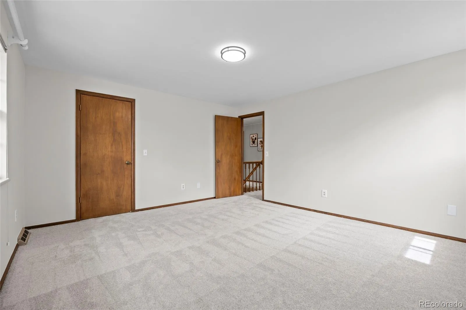 7386 S Ogden Way Centennial CO 80122 MLS #REC6473433 04302026183031 1600 31