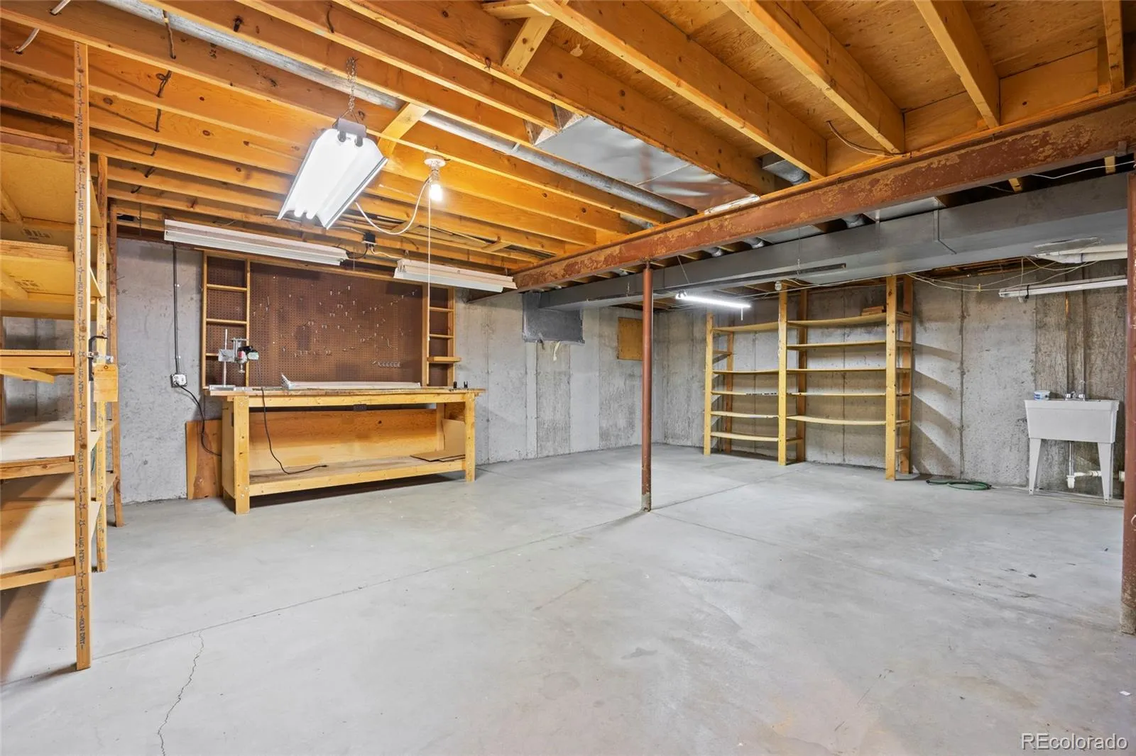 7386 S Ogden Way Centennial CO 80122 MLS #REC6473433 04302026183031 1600 34