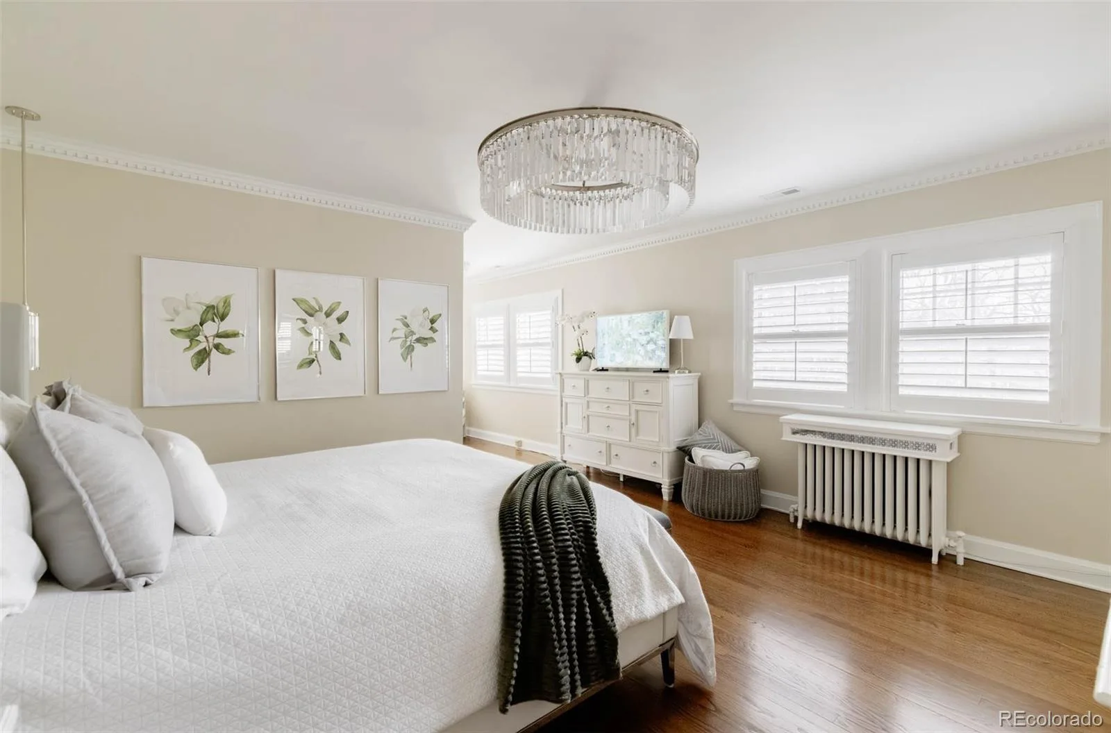 5525 E 17th Avenue Parkway Denver CO 80220 | MLS #REC6475794 08192026145607 1600 20