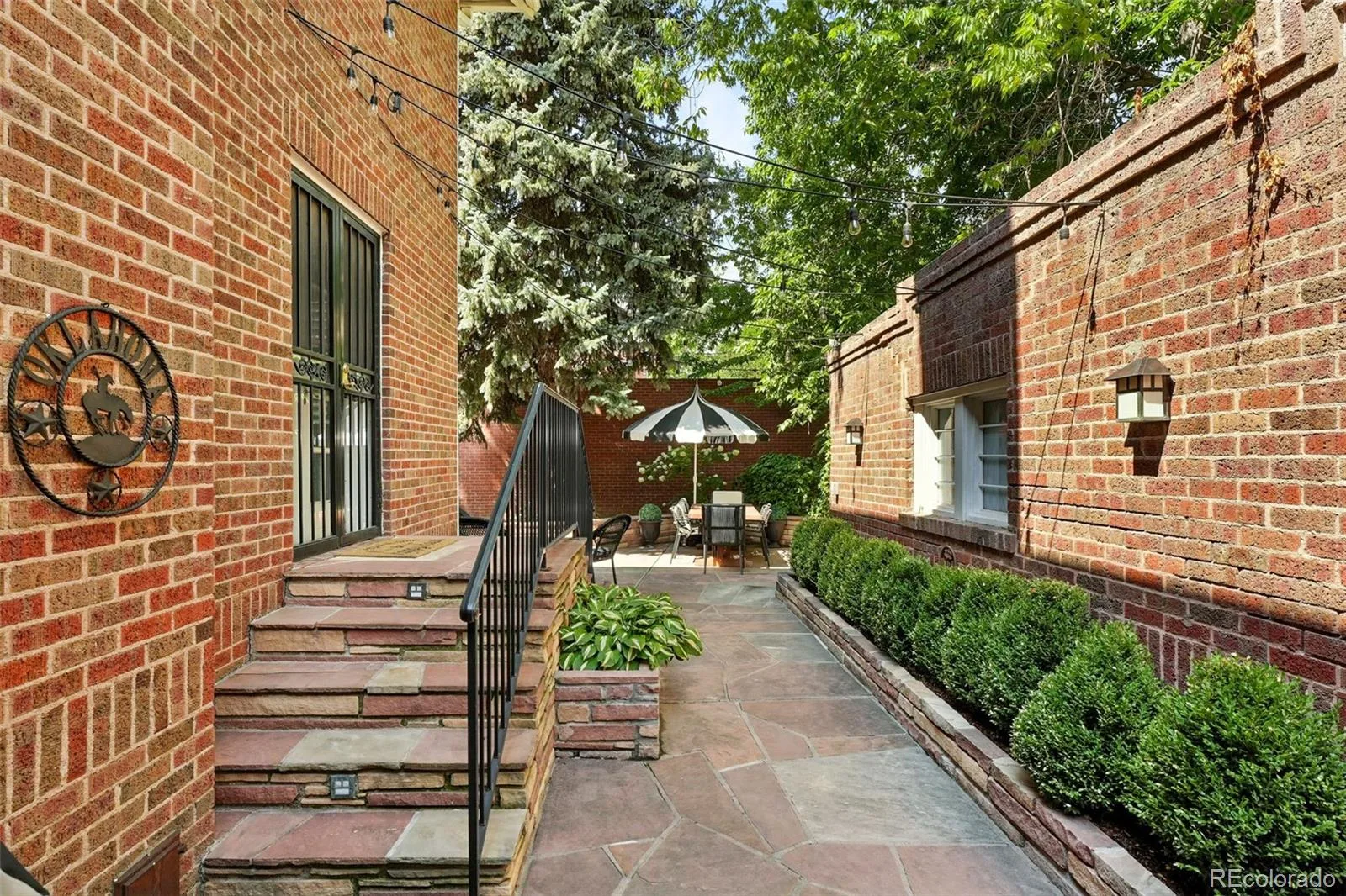 5525 E 17th Avenue Parkway Denver CO 80220 | MLS #REC6475794 08192026145607 1600 35