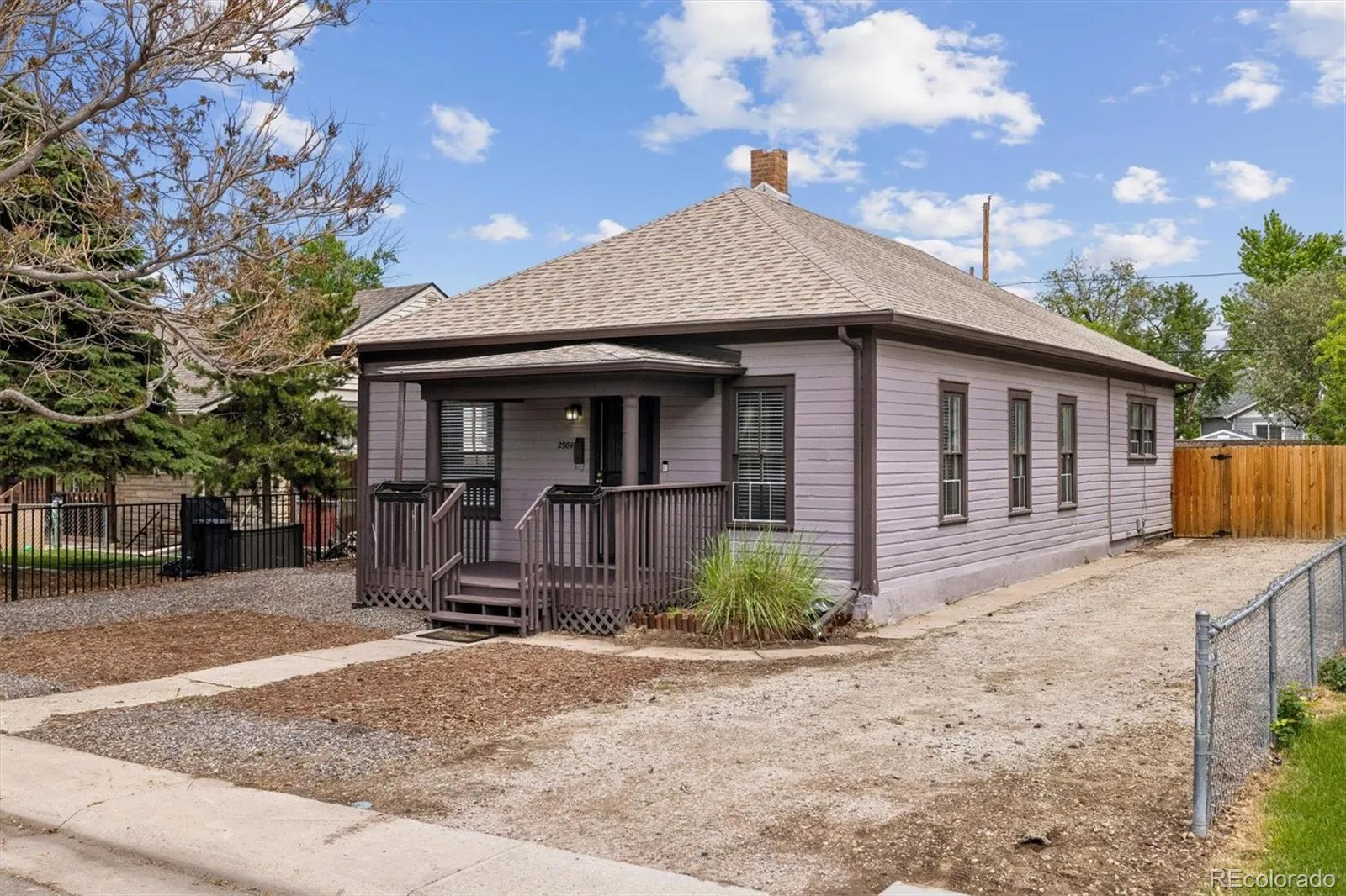 2984 S Delaware Street Englewood CO 80110 MLS #REC6476822 05232026095200 1600 1