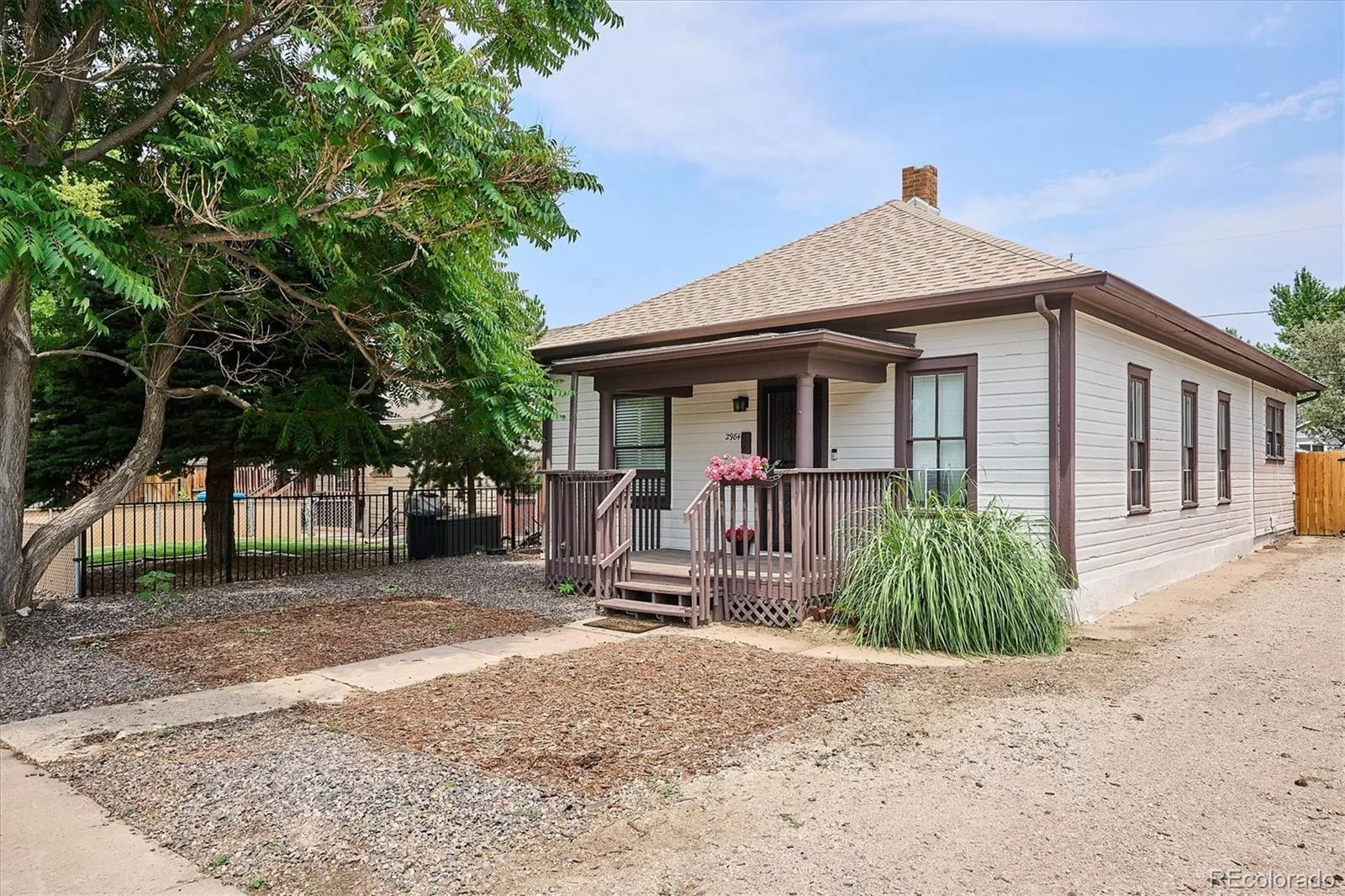 2984 S Delaware Street Englewood CO 80110 MLS #REC6476822 06262026183250 1600 1