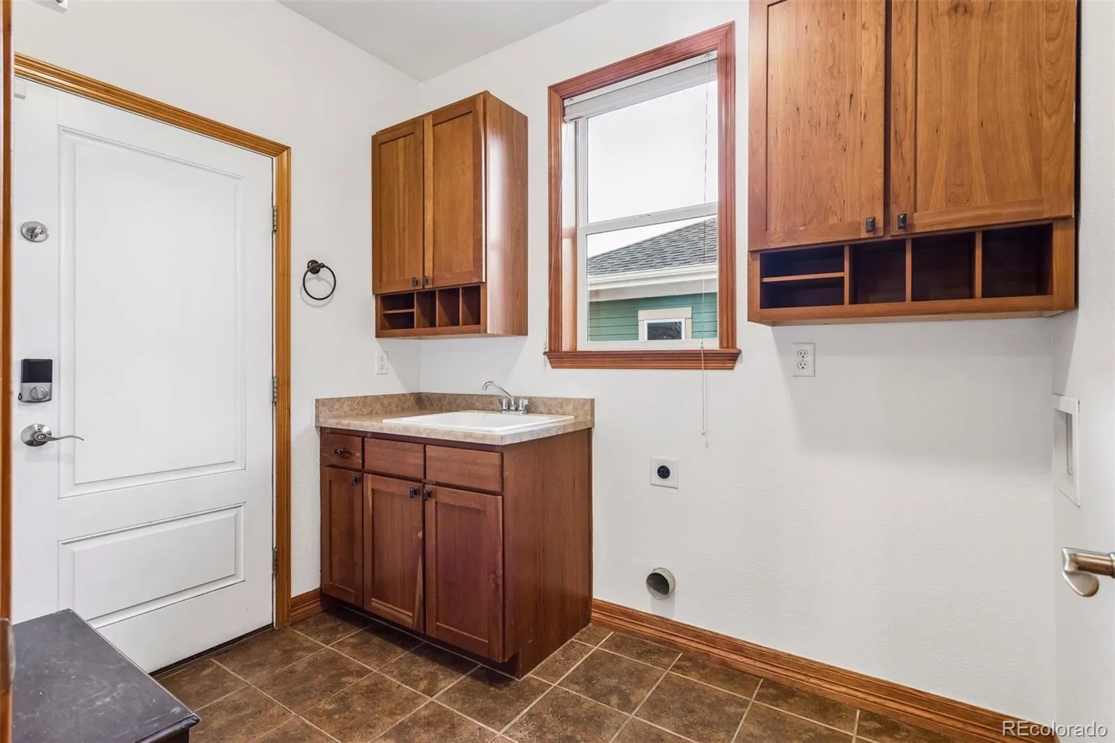 04222026230425 1600 18