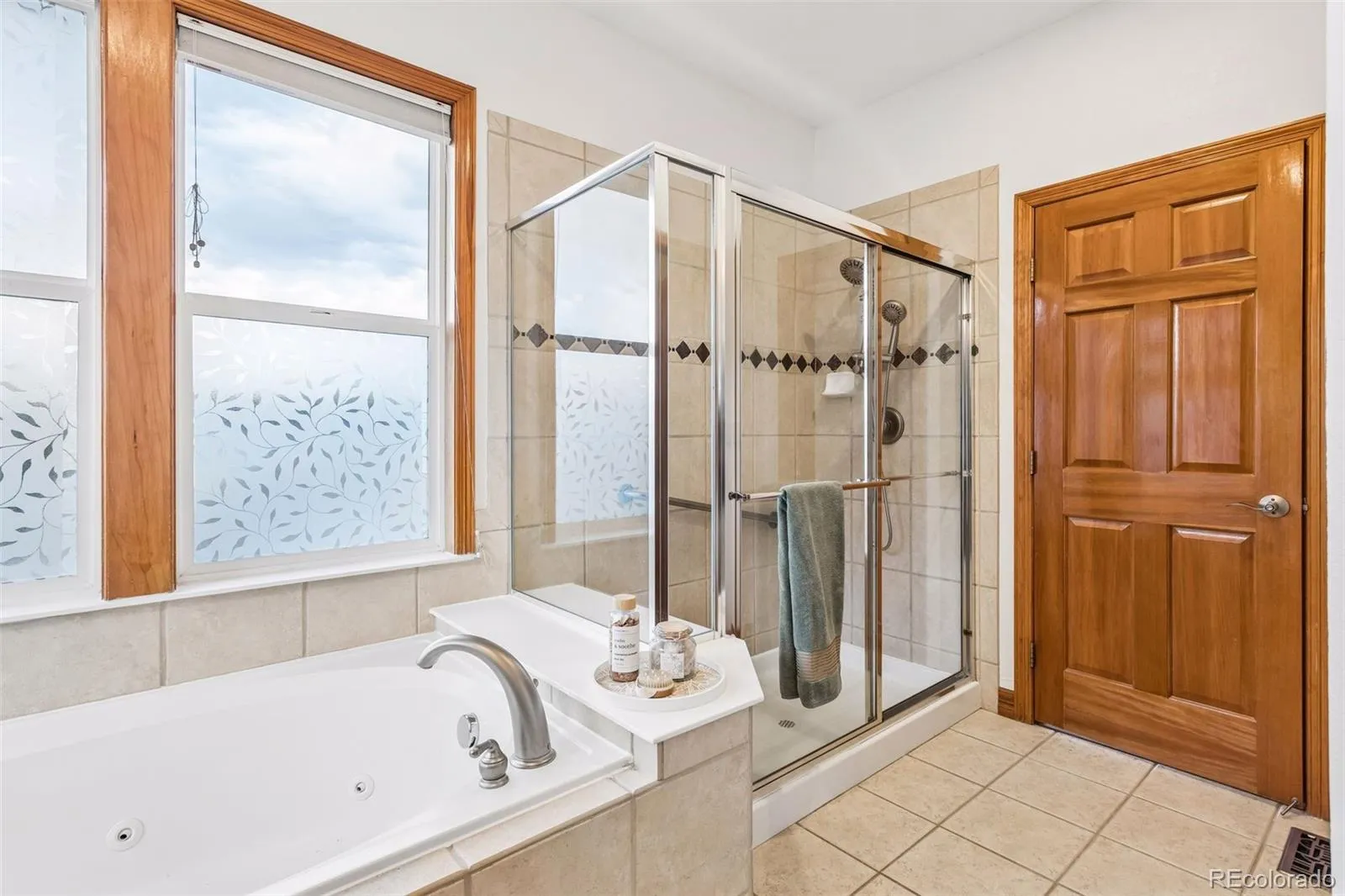 04222026230425 1600 23