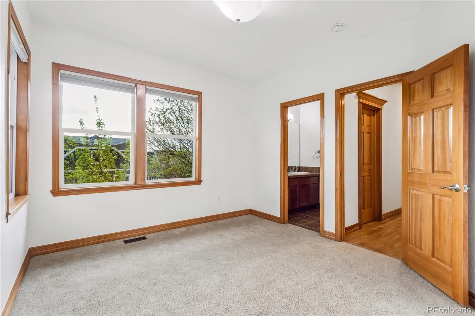 04222026230425 1600 27