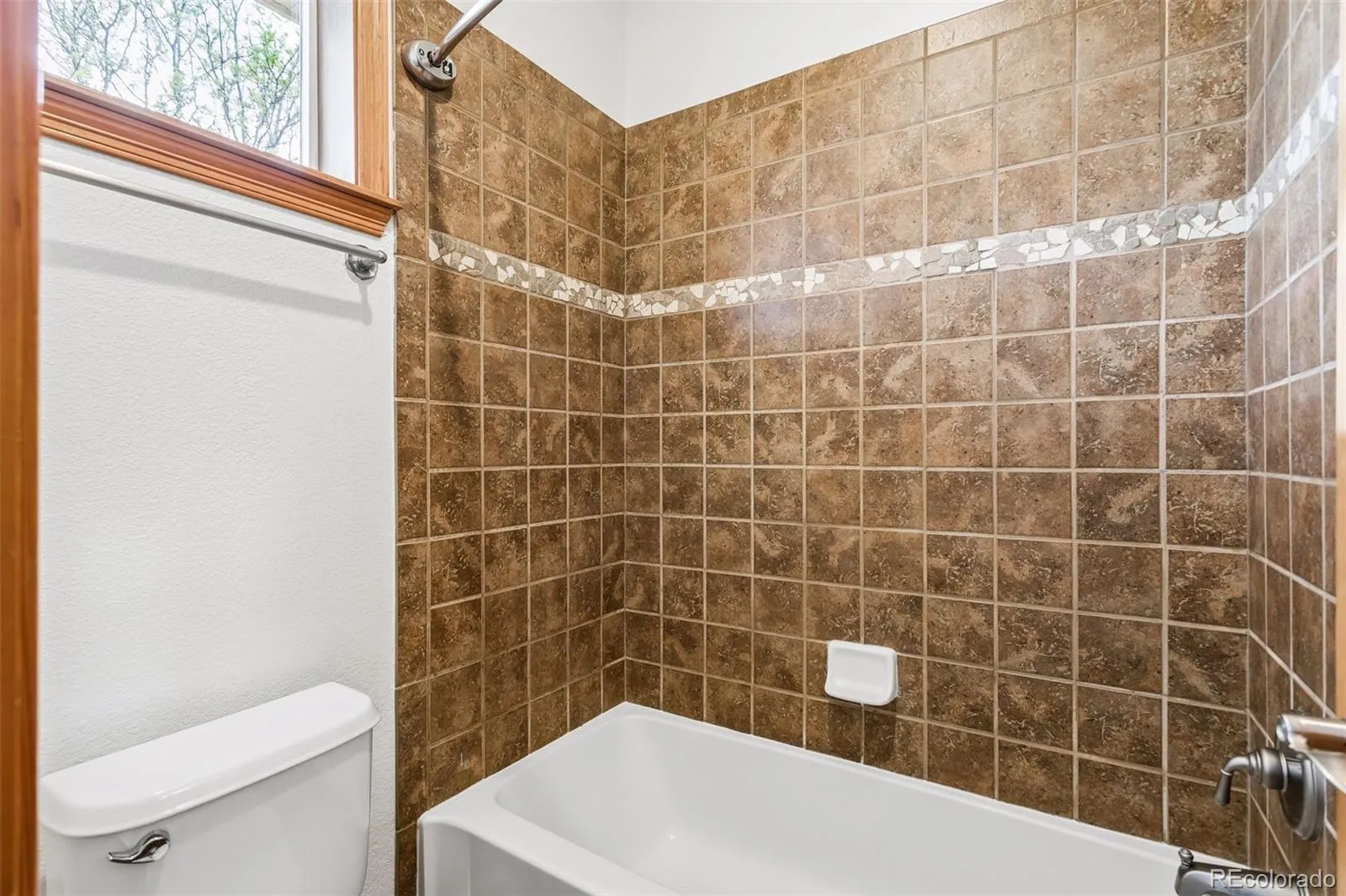 04222026230425 1600 29