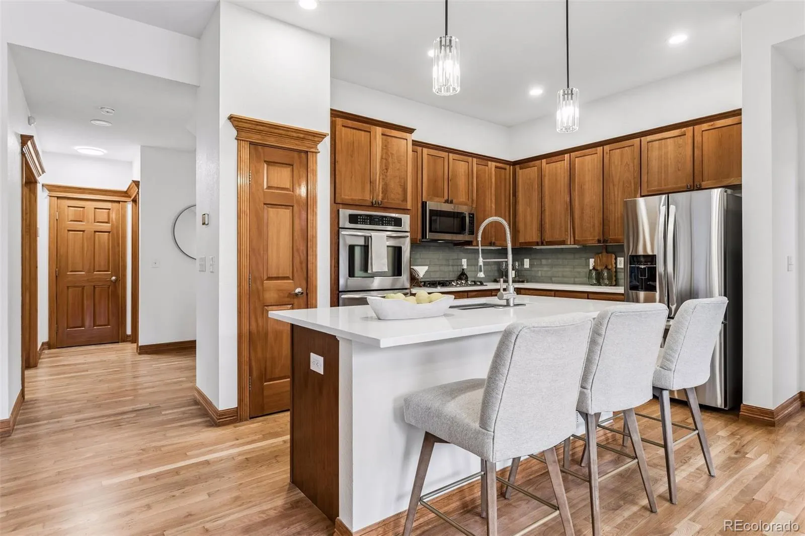 04222026230425 1600 3