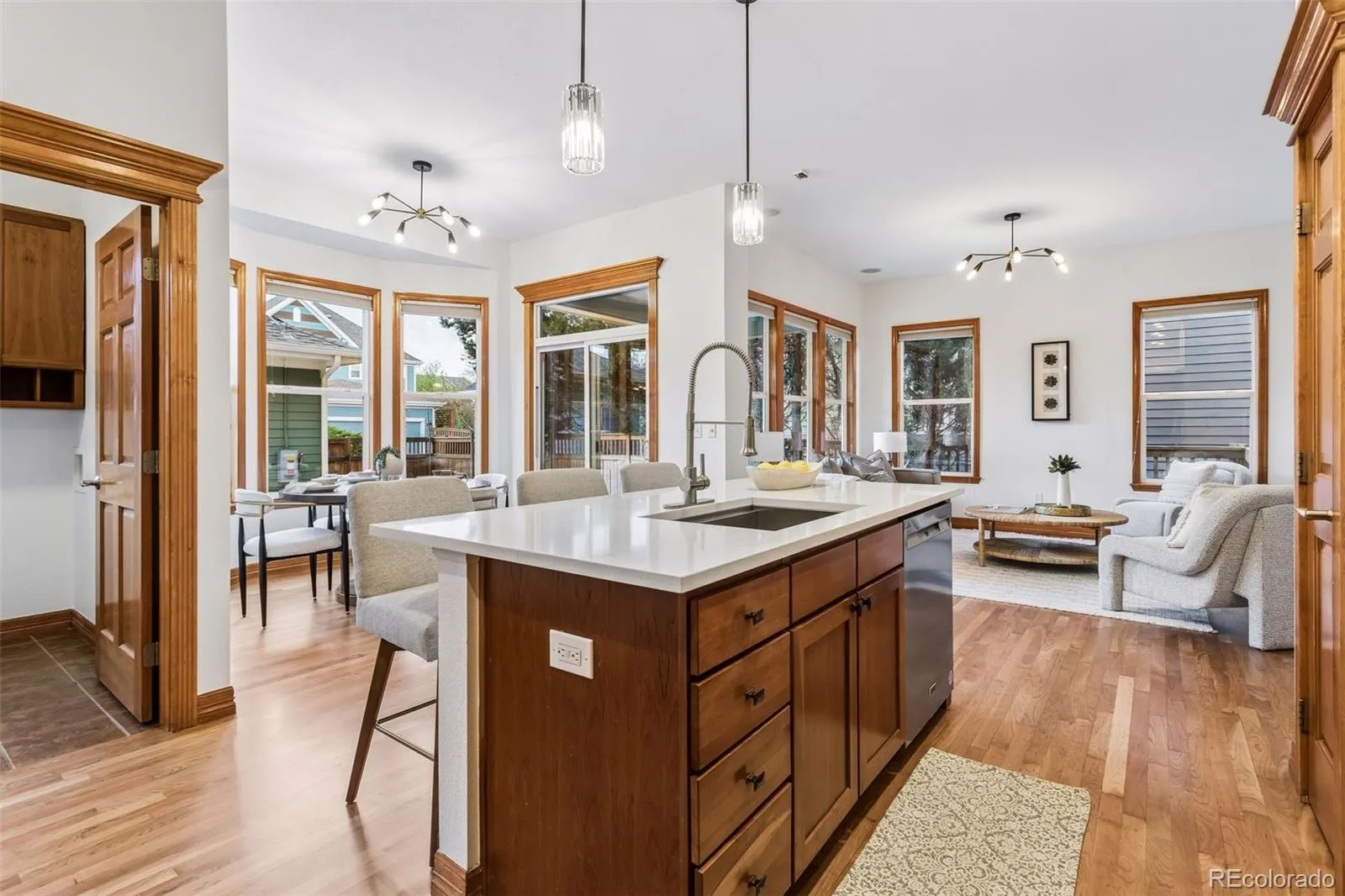 04222026230425 1600 5