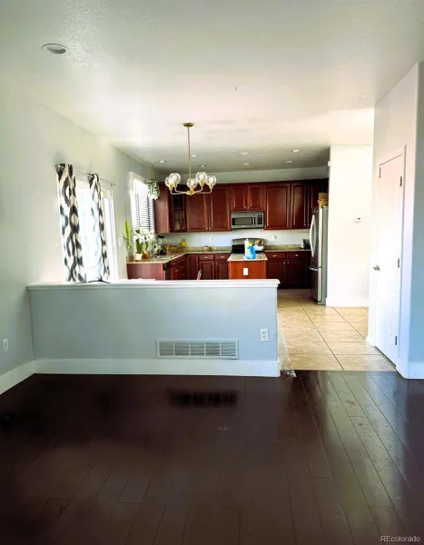 9826 Nucla Street Commerce City CO 80022 | MLS #REC6480200 04102026174657 800 10