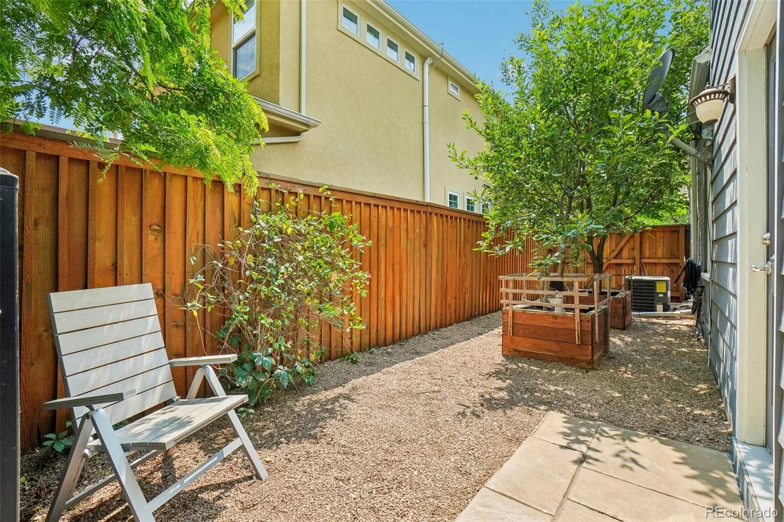 2520 Fairfax Street Denver CO 80207 MLS #REC6480971 06252026141211 1600 24