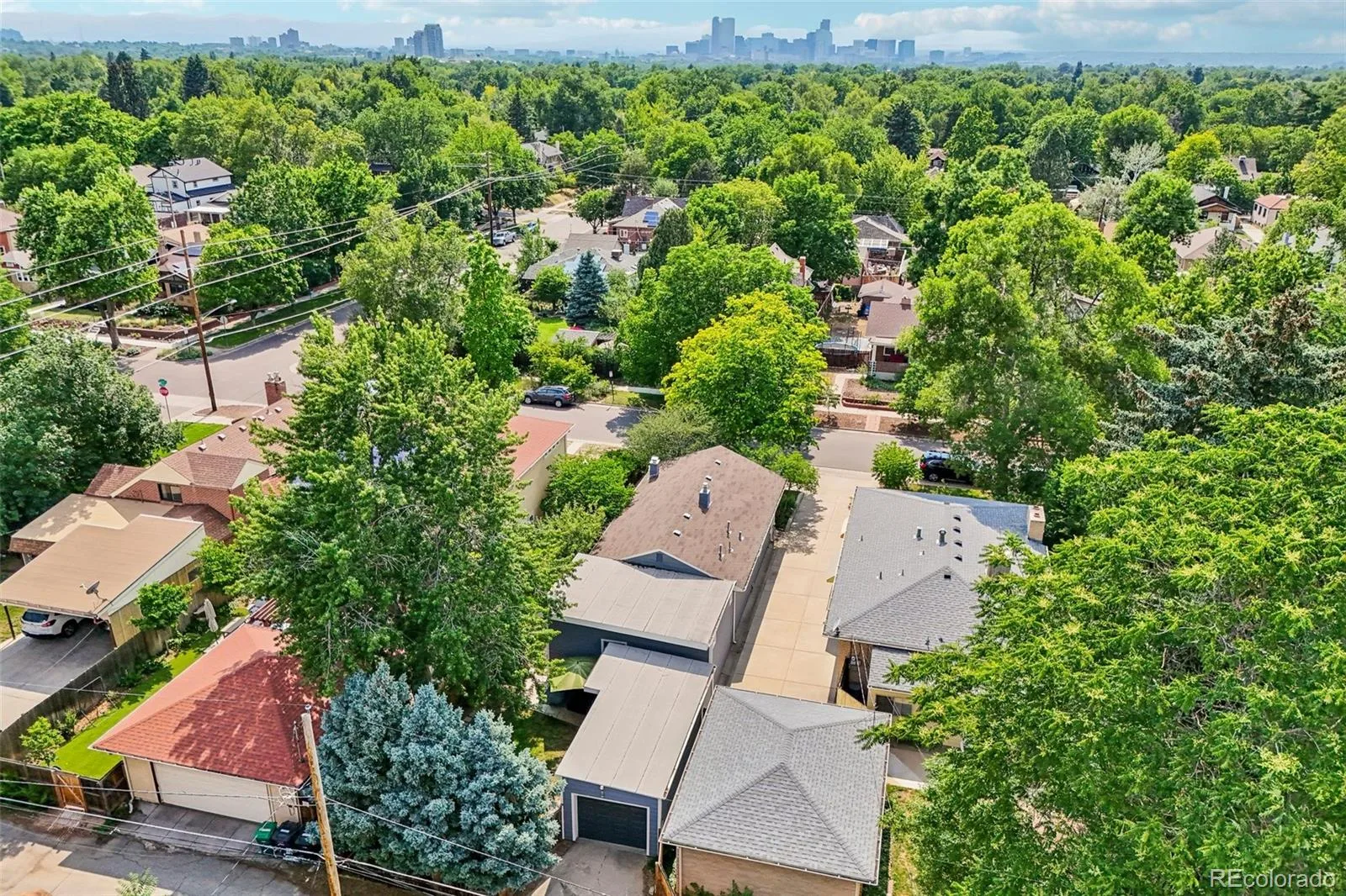 2520 Fairfax Street Denver CO 80207 MLS #REC6480971 06252026141211 1600 30