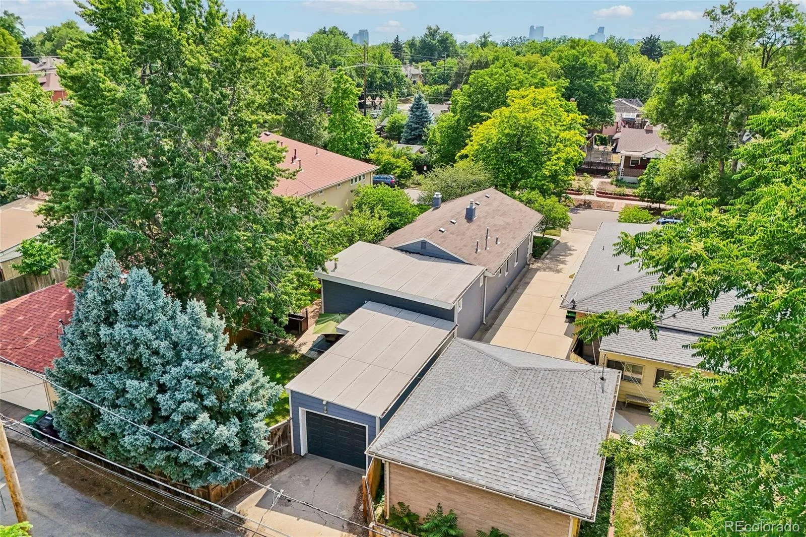 2520 Fairfax Street Denver CO 80207 MLS #REC6480971 06252026141211 1600 31