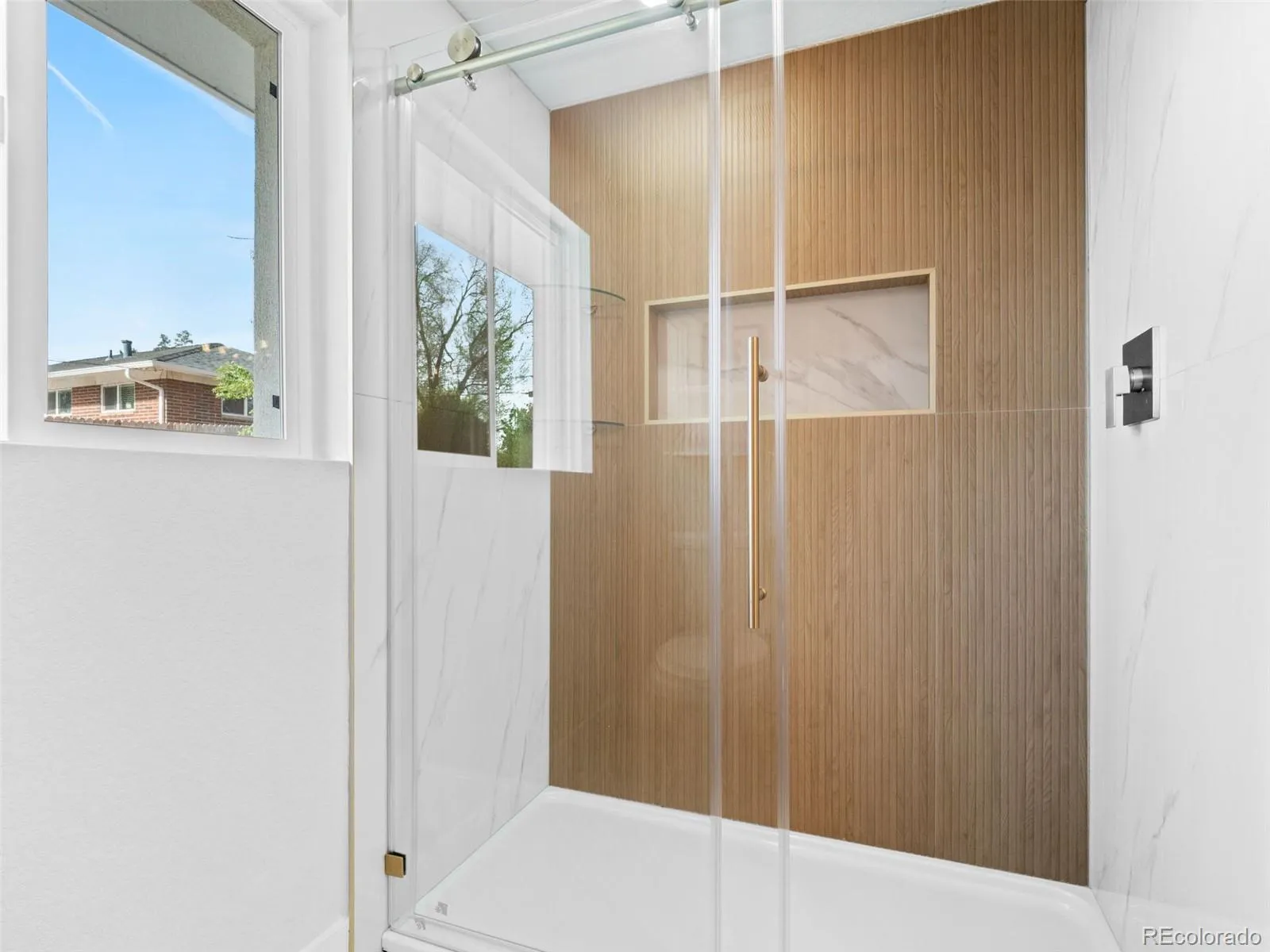 04212026171005 1600 20