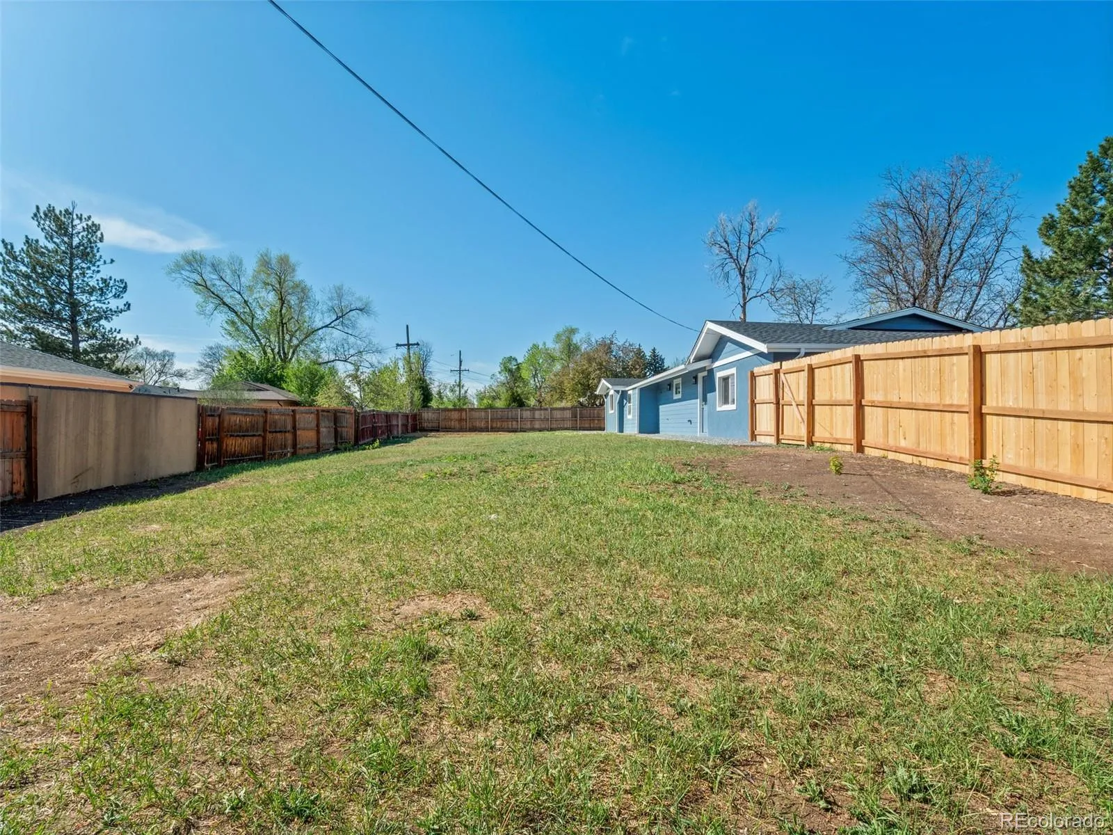5400 W 1 St Avenue Lakewood CO 80226 MLS #REC6483557 05222026000027 1600 27