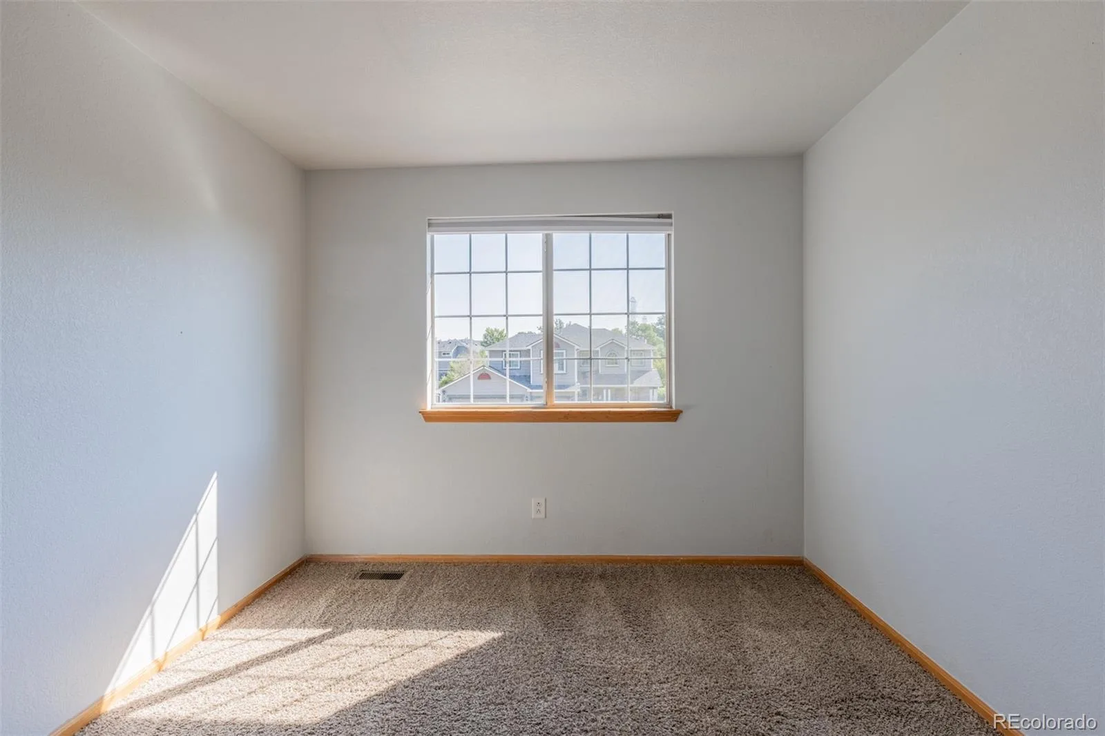 2241 S Walden Street Aurora CO 80013 | MLS #REC6483760 08072026233917 1600 29