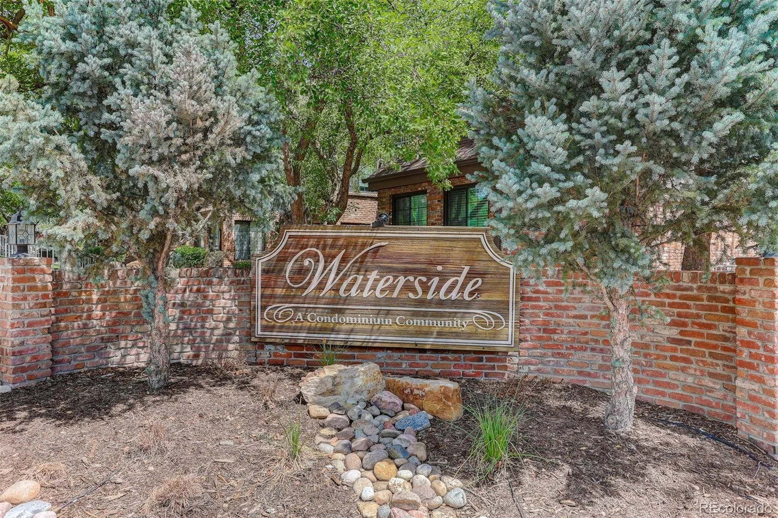 804 S Vance Street #C Lakewood CO 80226 | MLS #REC6483794 08242026161104 1600 20