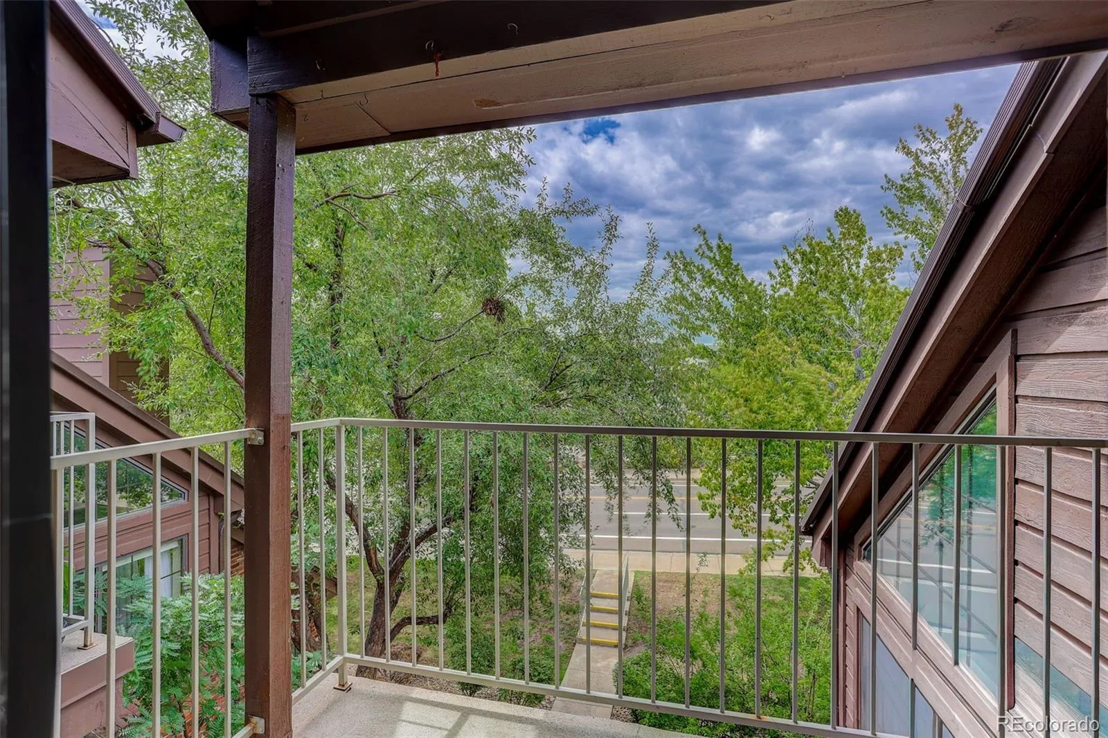 804 S Vance Street #C Lakewood CO 80226 | MLS #REC6483794 08242026161104 1600 22