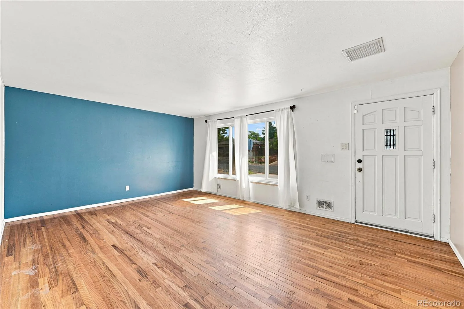 2541 Billings Street Aurora CO 80011 | MLS #REC6484653 07232026162830 1600 3