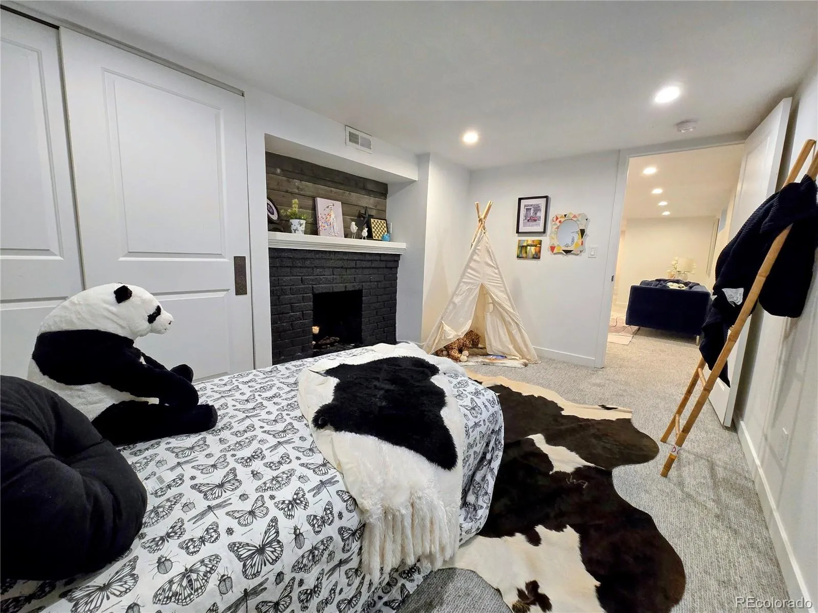 2691 Birch Street Denver CO 80207 MLS #REC6484702 05202026001126 1600 35