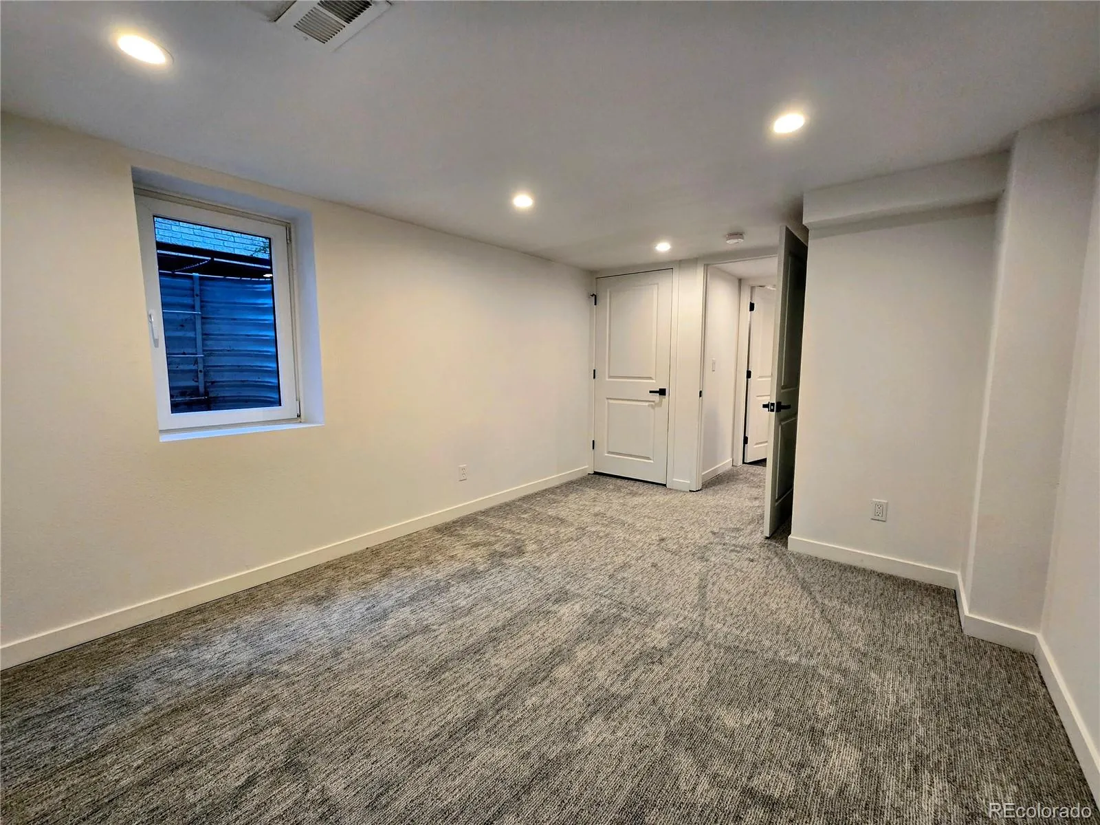 2691 Birch Street Denver CO 80207 MLS #REC6484702 05202026001126 1600 38