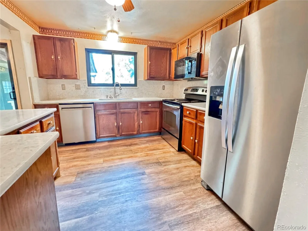 1807 24th Avenue Longmont CO 80501 | MLS #REC6487140 08052026181908 1200 3