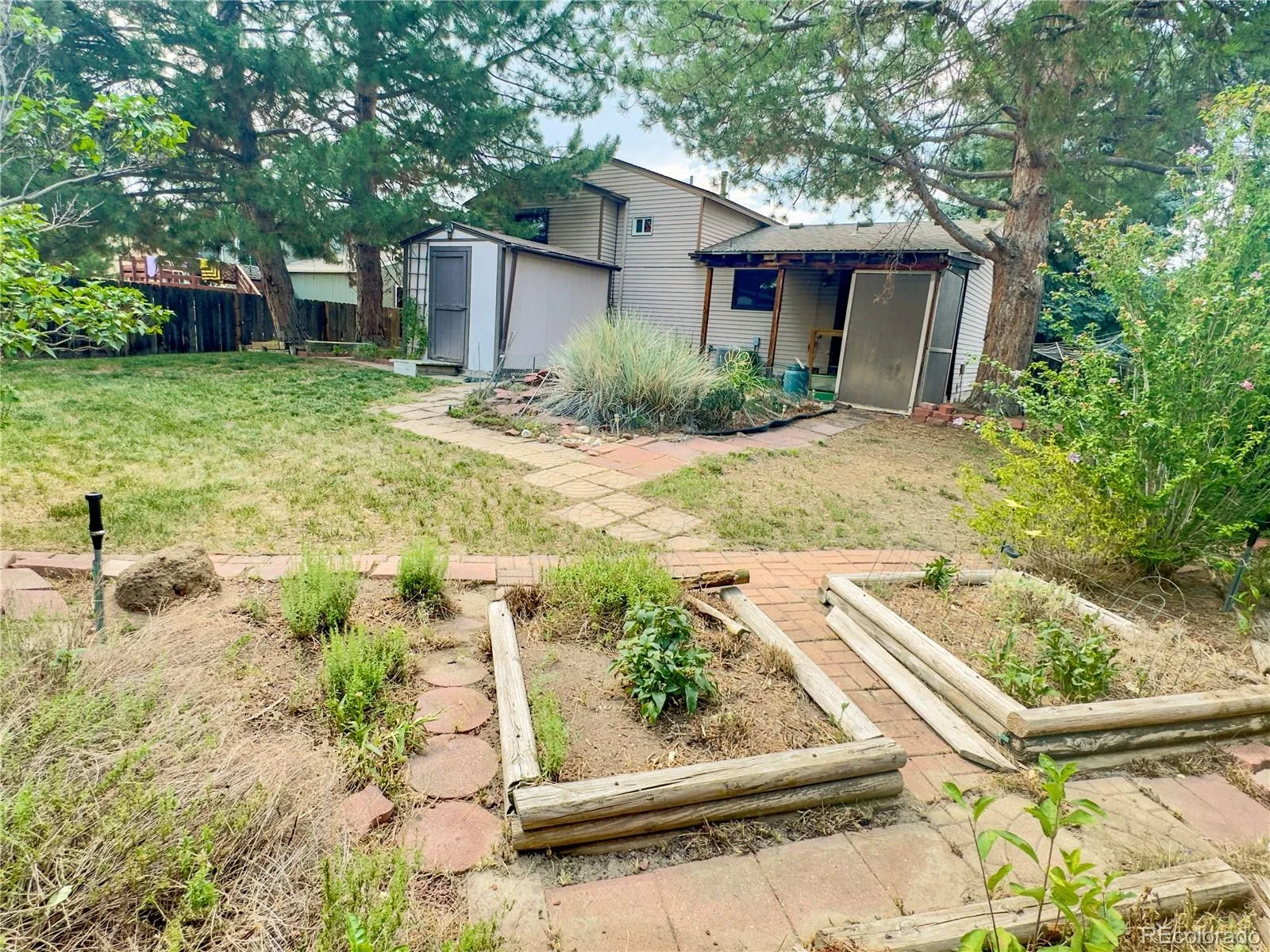 1807 24th Avenue Longmont CO 80501 | MLS #REC6487140 08052026181908 1600 25