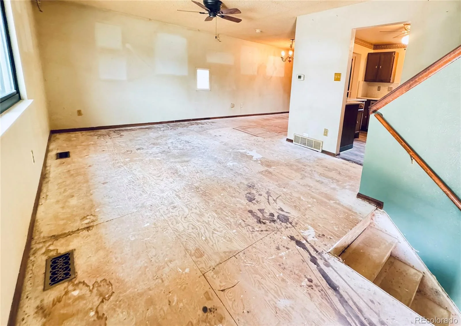 1807 24th Avenue Longmont CO 80501 | MLS #REC6487140 08052026181908 1600 6