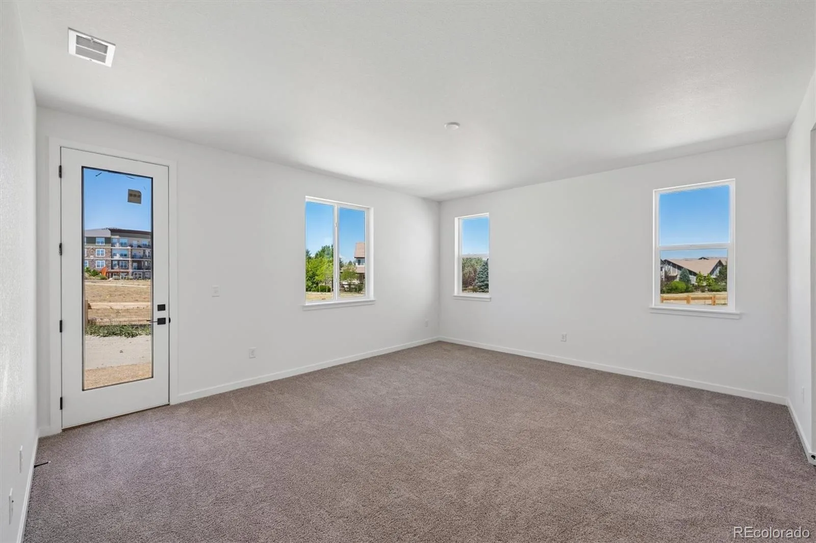 5781 S De Gaulle Ct Place Aurora CO 80016 | MLS #REC6487451 07152026200352 1600 2