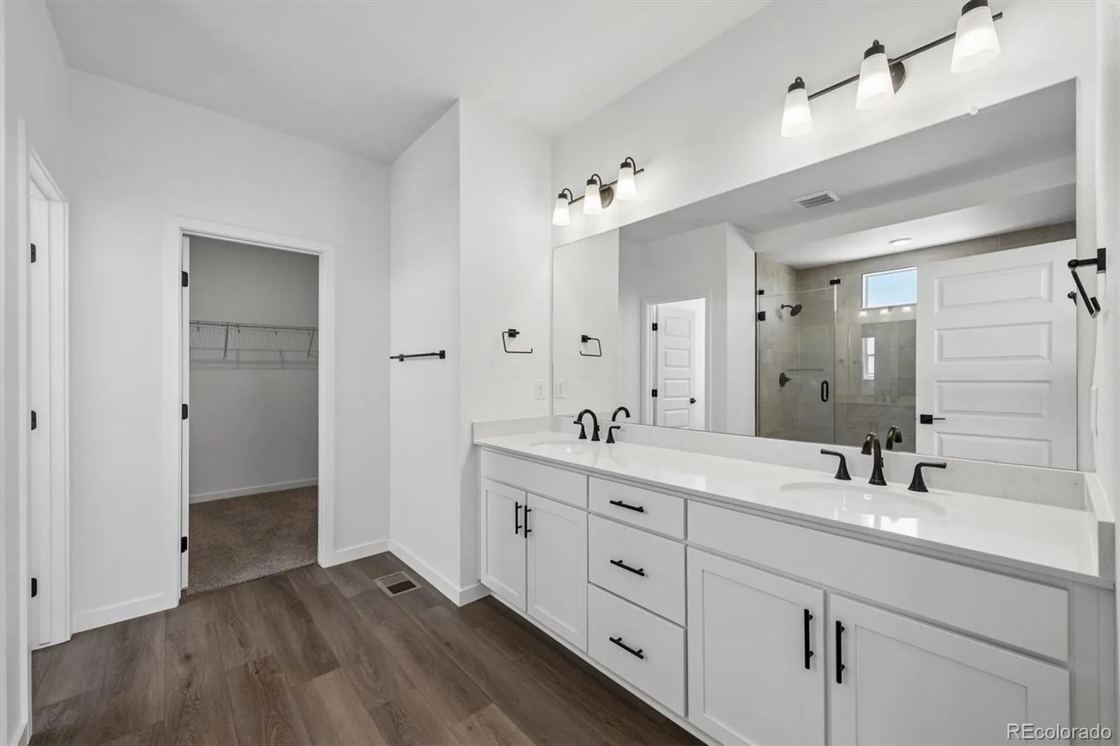 5781 S De Gaulle Ct Place Aurora CO 80016 | MLS #REC6487451 07152026200352 1600 21