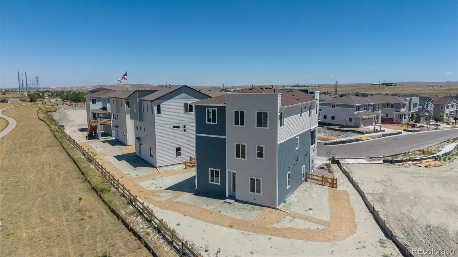 5781 S De Gaulle Ct Place Aurora CO 80016 | MLS #REC6487451 07152026200352 1600 23