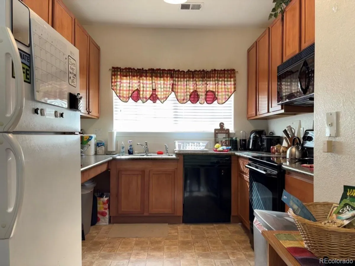 23455 E 5th Place #102 Aurora CO 80018 | MLS #REC6487948 04282026214333 1200 6