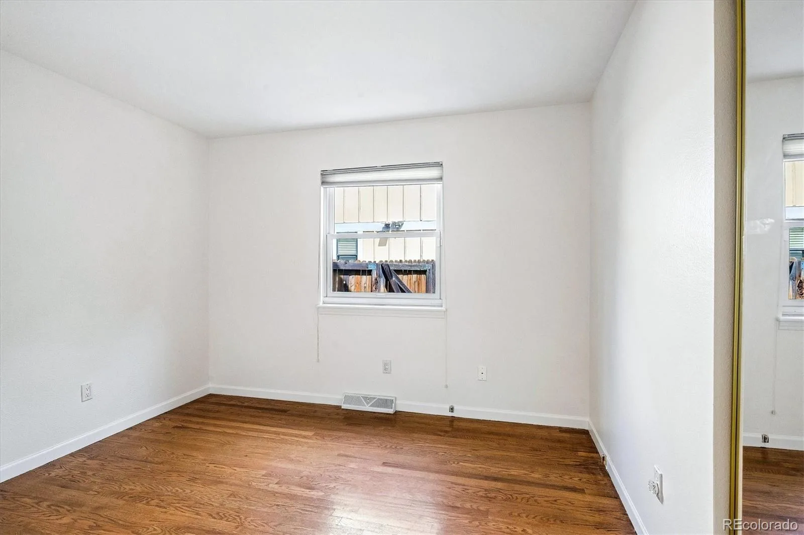 8510 E Nichols Avenue Centennial CO 80112 MLS #REC6487987 06112026081247 1600 18