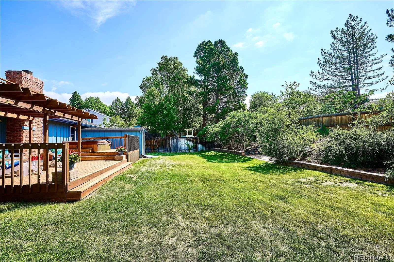 8510 E Nichols Avenue Centennial CO 80112 MLS #REC6487987 06112026081247 1600 33