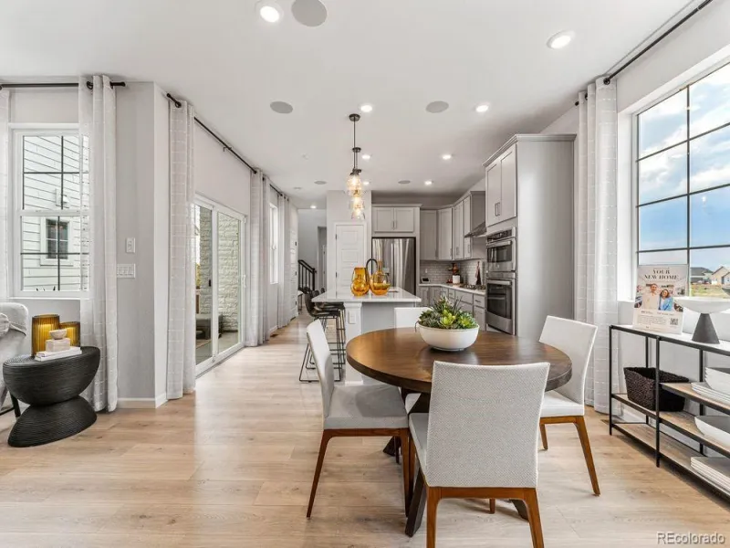 04142026212014 800 10