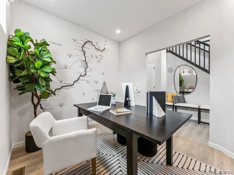 04142026212014 800 16