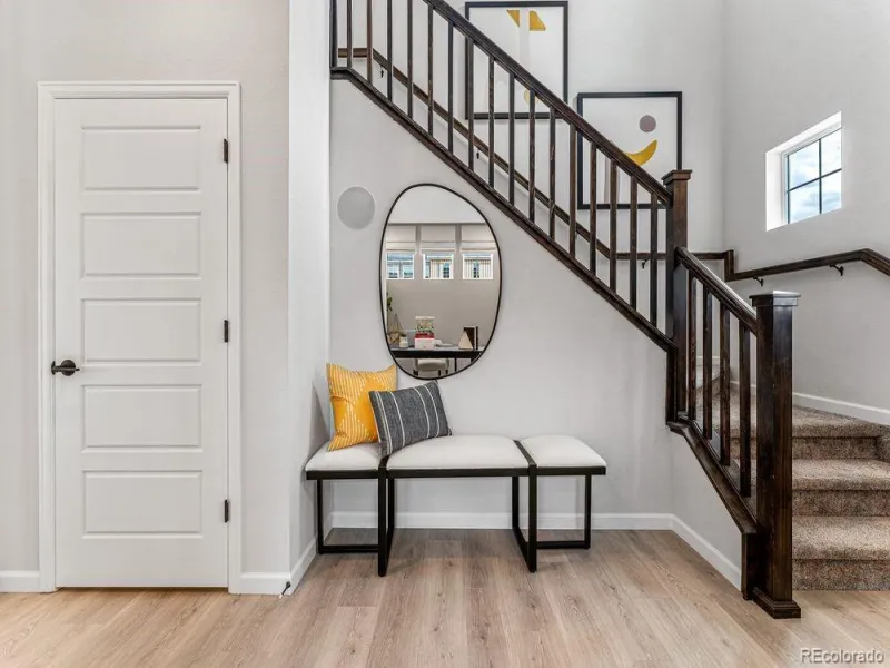 04142026212014 800 17