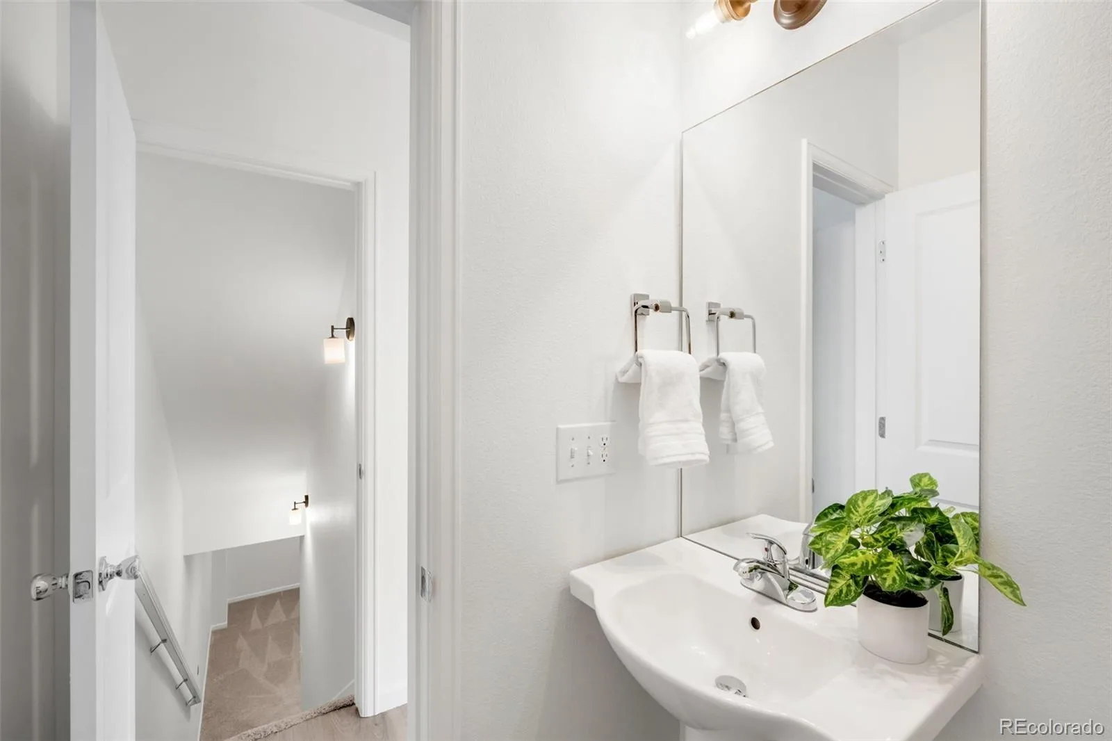 911 Tennyson Street Denver CO 80204 | MLS #REC6493514 08112026183207 1600 20