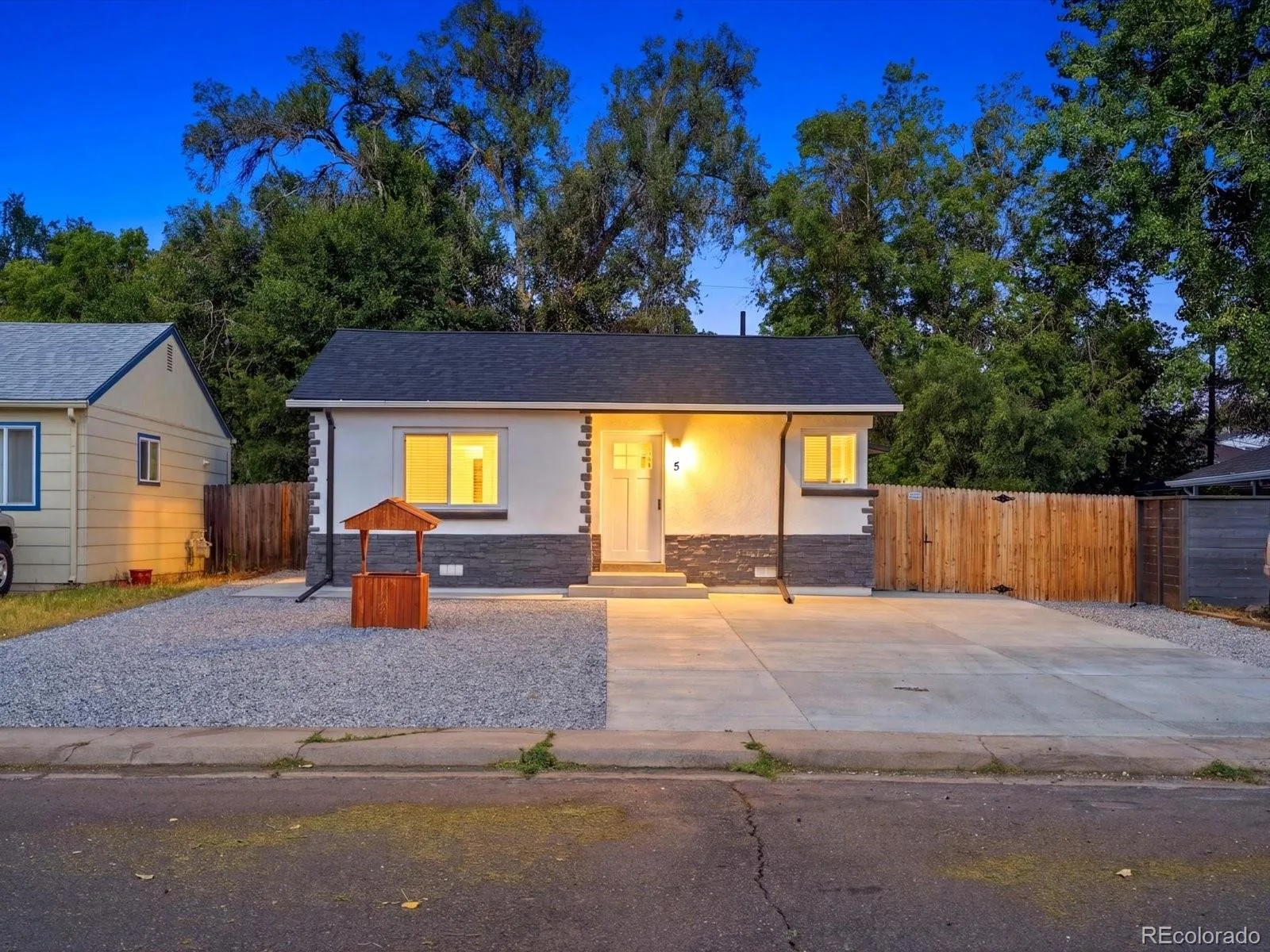 5 Stuart Street Denver CO 80219 | MLS #REC6495066 07302026180717 1600 1