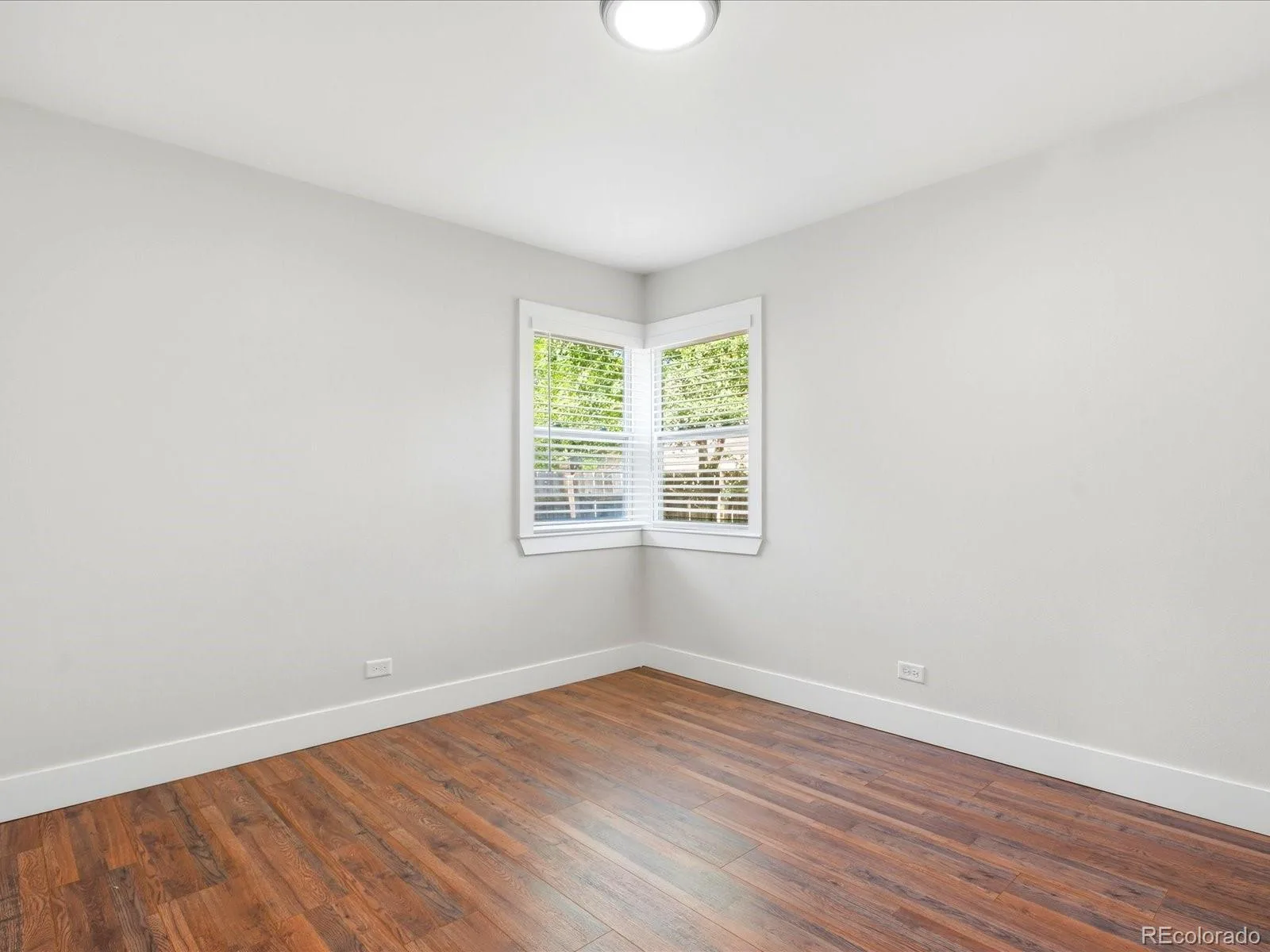 5 Stuart Street Denver CO 80219 | MLS #REC6495066 07302026180717 1600 24