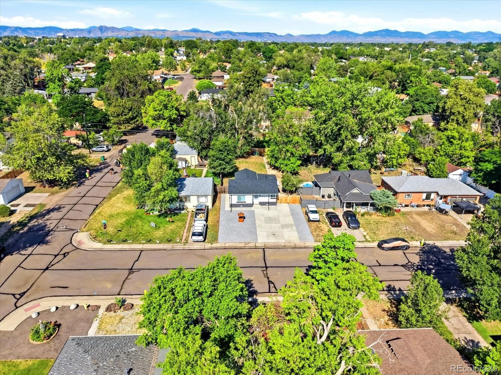 5 Stuart Street Denver CO 80219 | MLS #REC6495066 07302026180717 1600 6