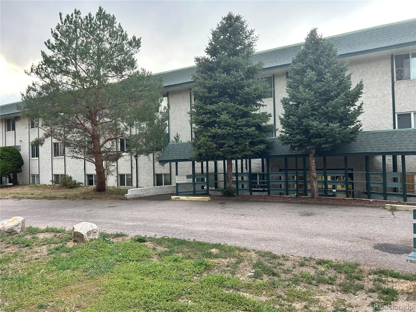 8824 E Florida Avenue #105 Denver CO 80247 | MLS #REC6495845 06252026215836 1600 1