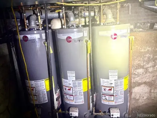 12082025180051 640 11