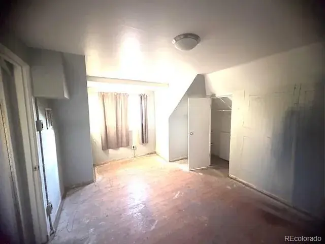 12082025180051 640 17