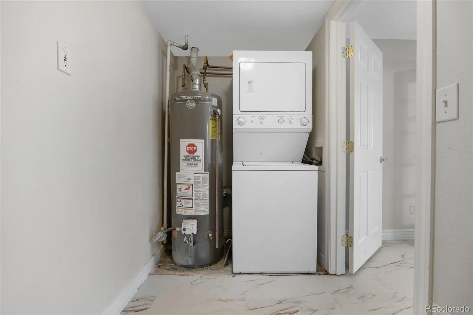 04162026212117 1600 18