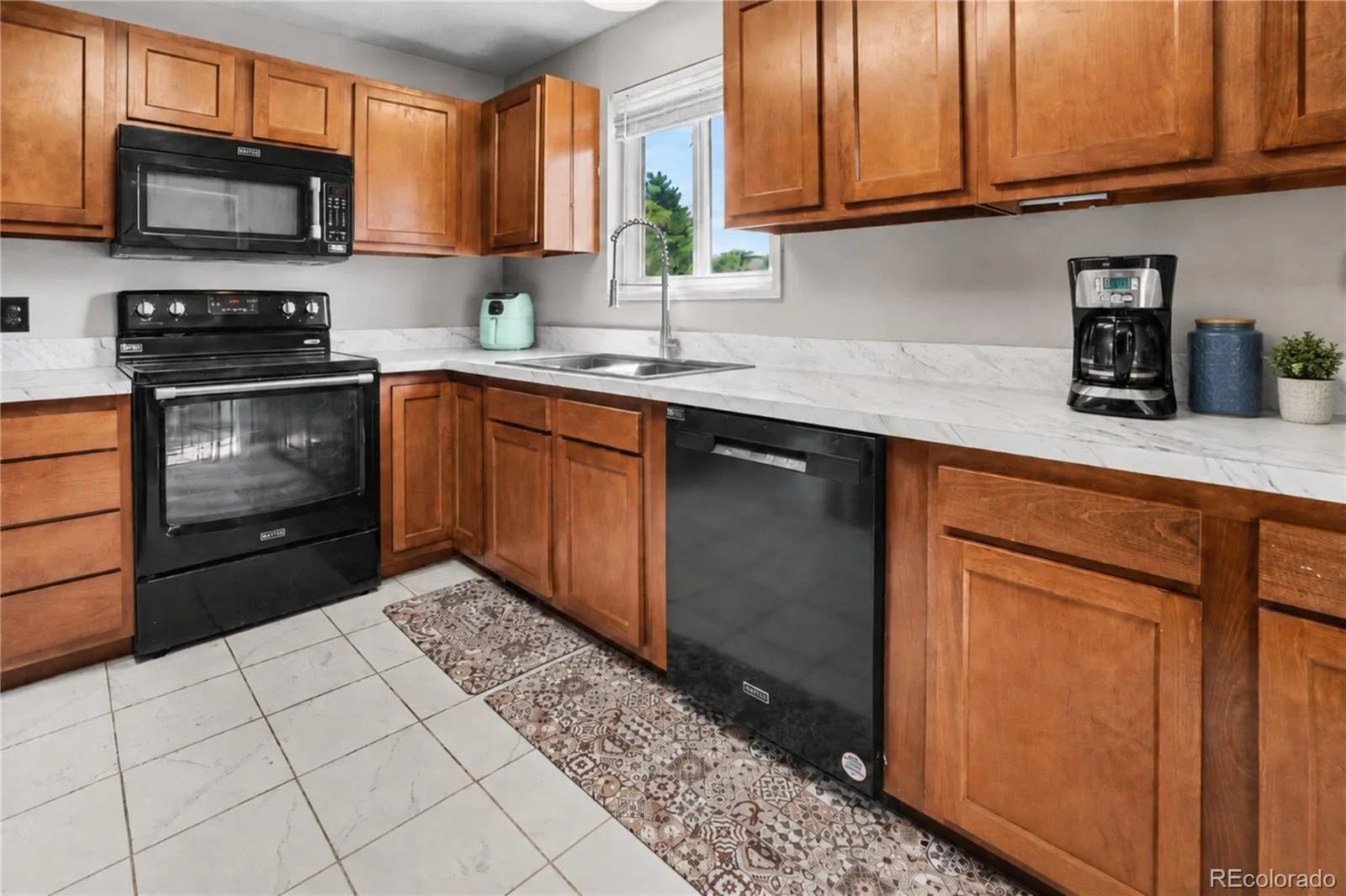 1092 S Iris Street Lakewood CO 80226 | MLS #REC6498157 08042026193431 1600 2