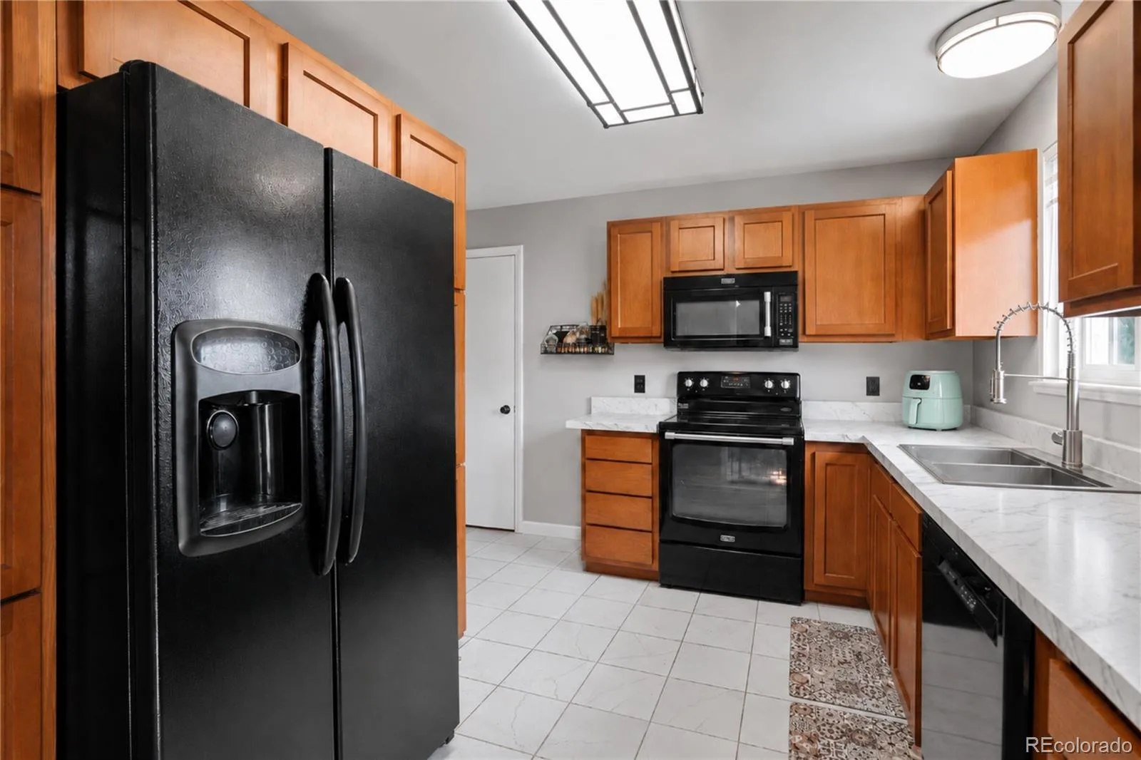 1092 S Iris Street Lakewood CO 80226 | MLS #REC6498157 08042026193431 1600 5