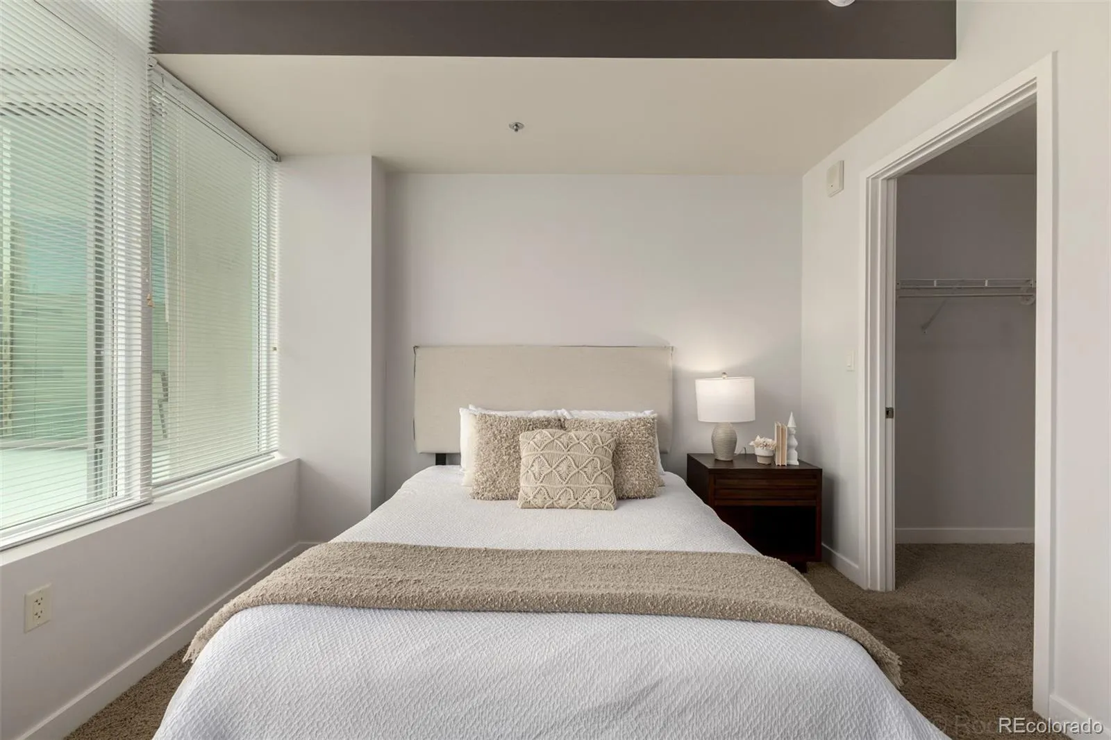 04162026204337 1600 13