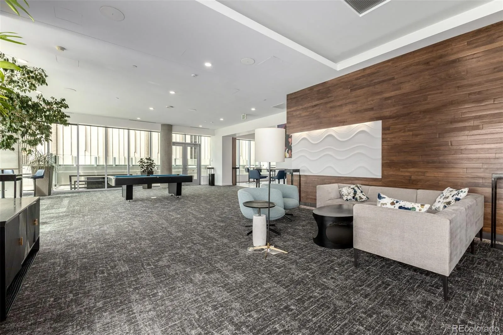 04162026204337 1600 18