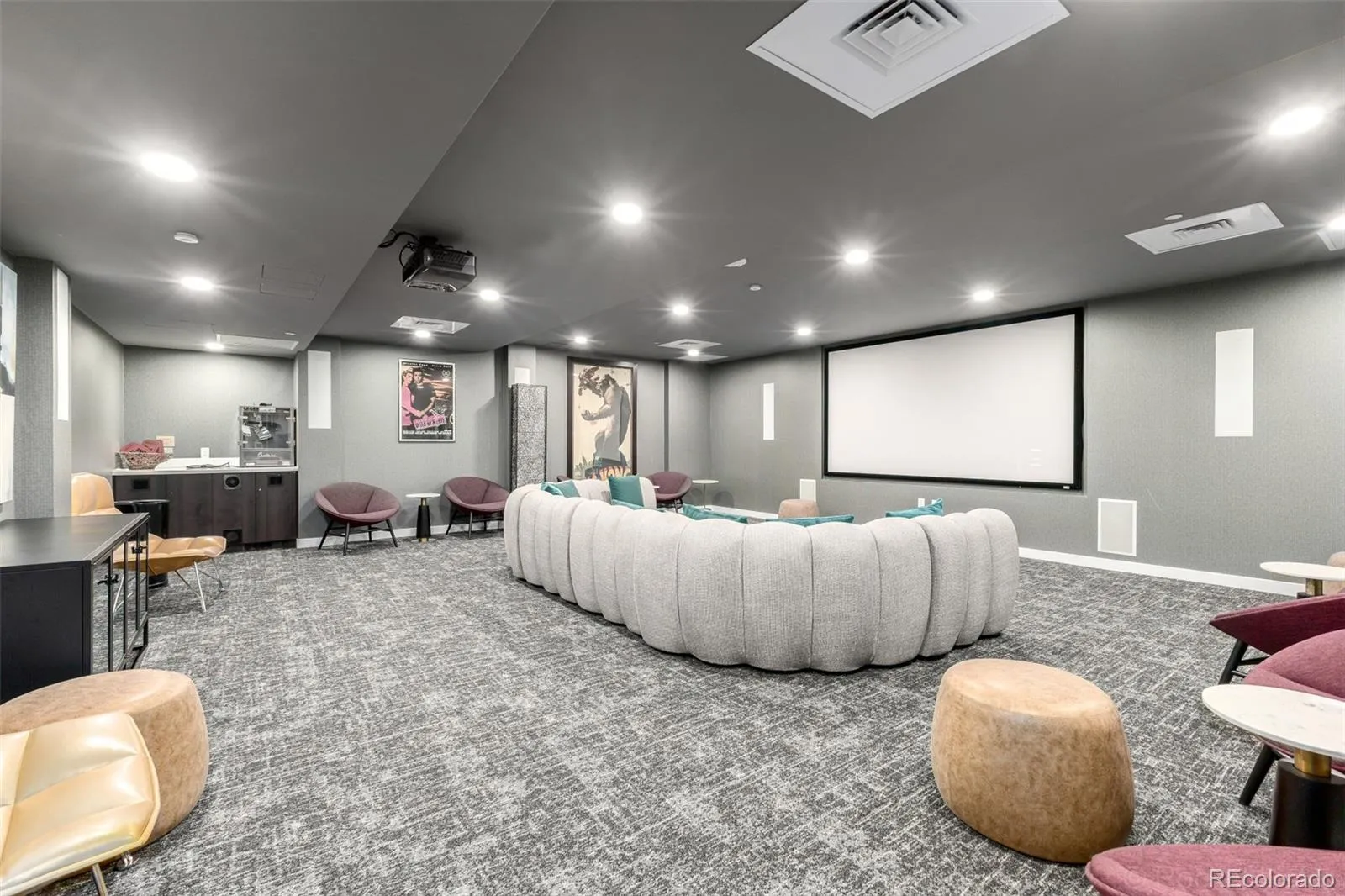 04162026204337 1600 22